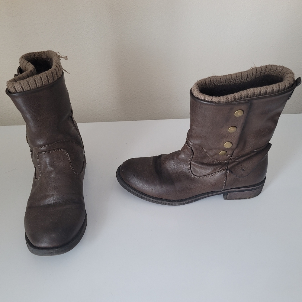 Boots ,unsure of brand